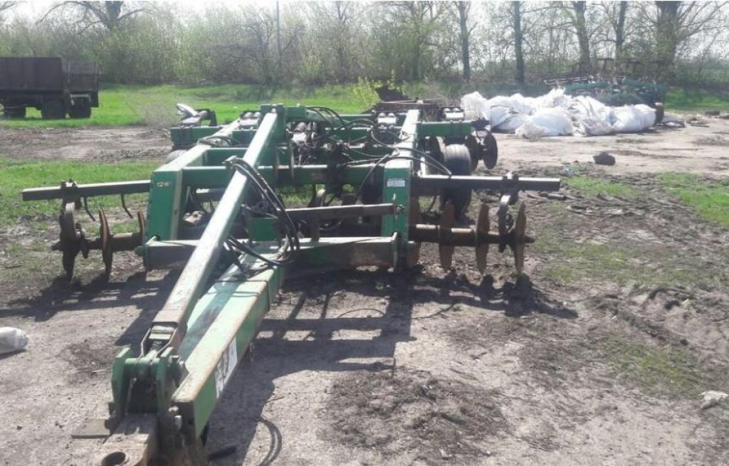 Spatenpflug des Typs John Deere 512/3,8m,  in Київ (Bild 4)