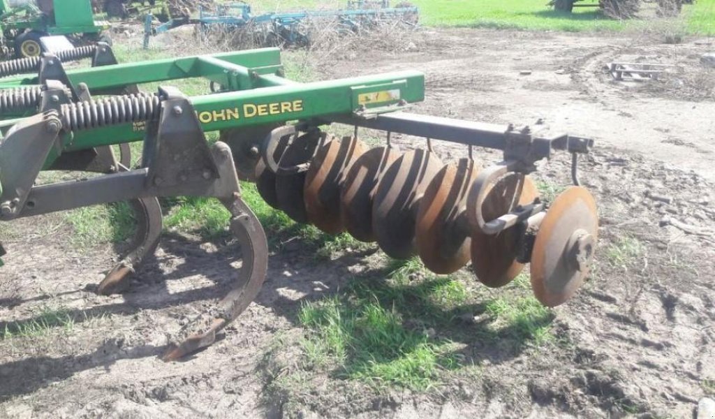 Spatenpflug des Typs John Deere 512/3,8m,  in Київ (Bild 2)