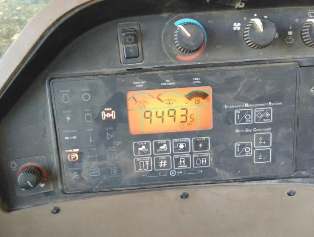 Oldtimer-Traktor des Typs John Deere 9400, Neumaschine in Київ (Bild 4)