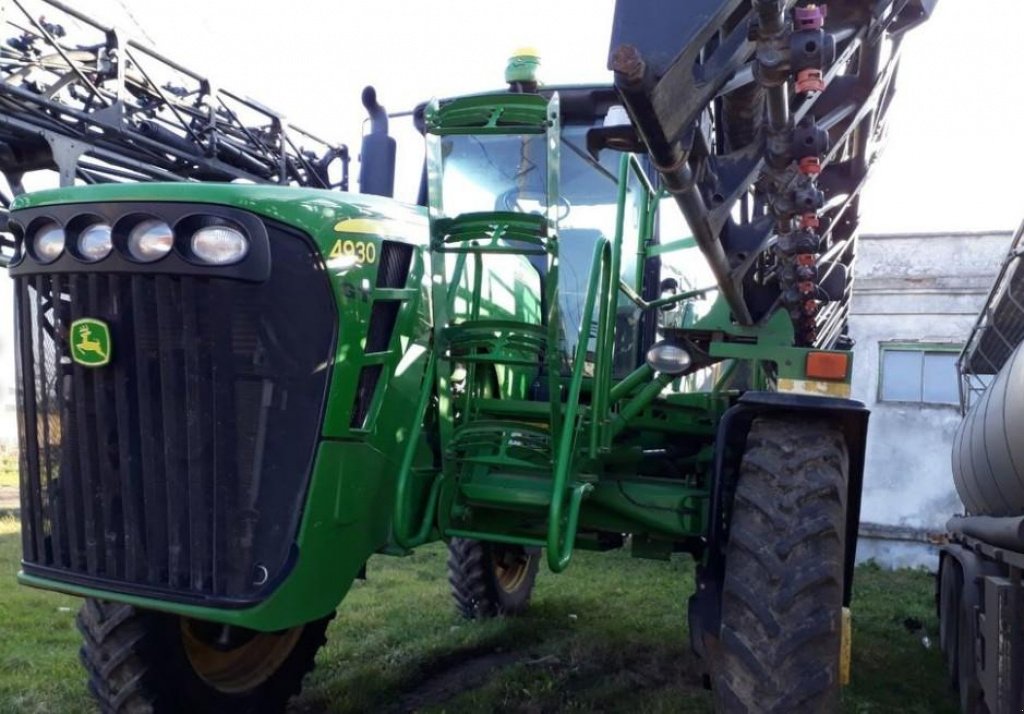 Selbstfahrspritze des Typs John Deere 4930, Neumaschine in Київ (Bild 2)