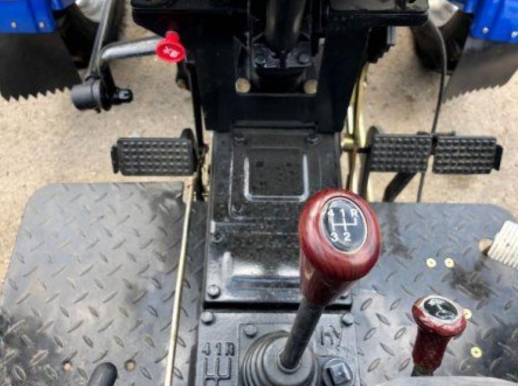 Hopfentraktor des Typs Ditch Witch 244 ATМ, Neumaschine in Київ (Bild 3)