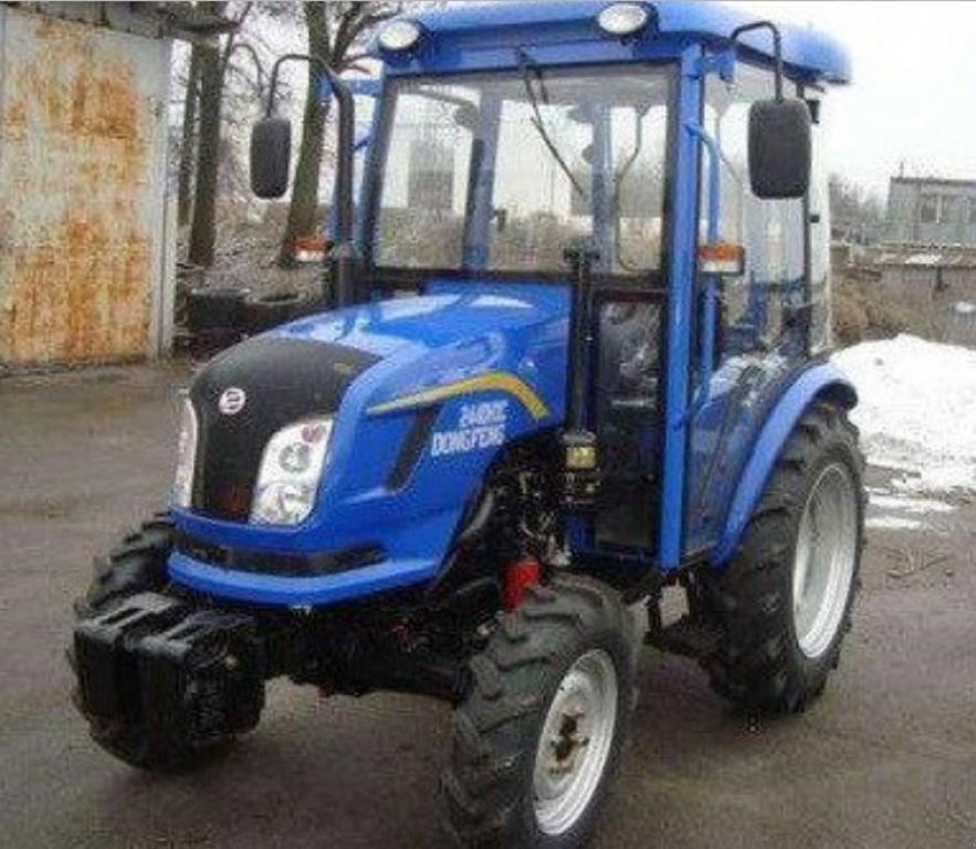 Hopfentraktor des Typs Dong Feng DF 244 DHXC, Neumaschine in Київ (Bild 1)