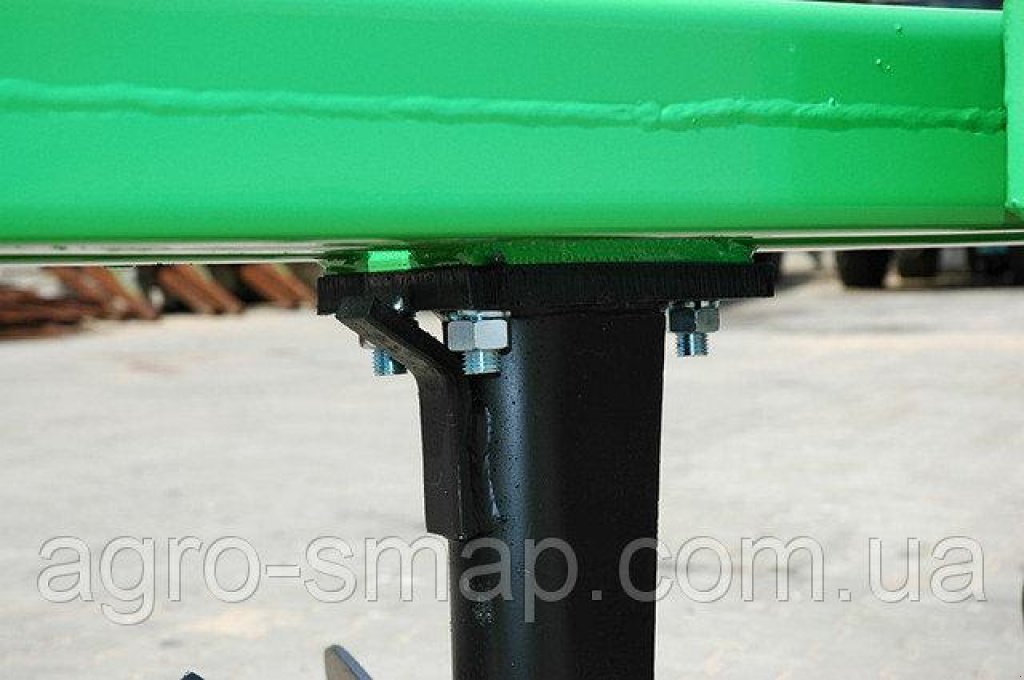 Scheibenpflug des Typs BOMET U013 2/25,  in Горохів (Bild 2)