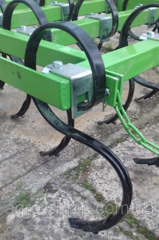 Kartoffelpflegetechnik des Typs BOMET U724/7,  in Горохів (Bild 5)