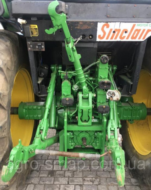 Oldtimer-Traktor des Typs John Deere 4450, Neumaschine in Горохів (Bild 4)