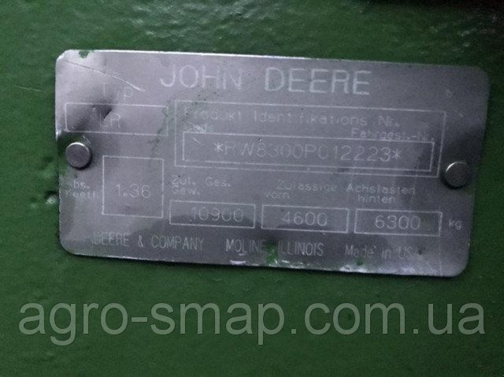 Oldtimer-Traktor des Typs John Deere 8300, Neumaschine in Горохів (Bild 9)