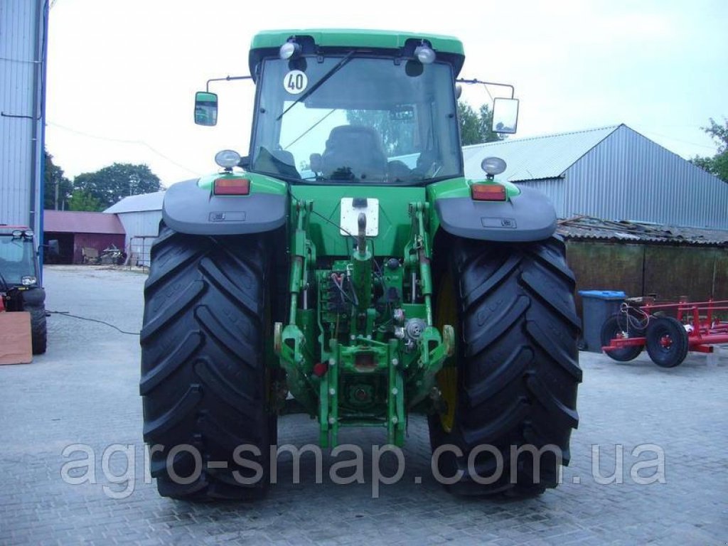 Oldtimer-Traktor des Typs John Deere 8420, Neumaschine in Горохів (Bild 8)