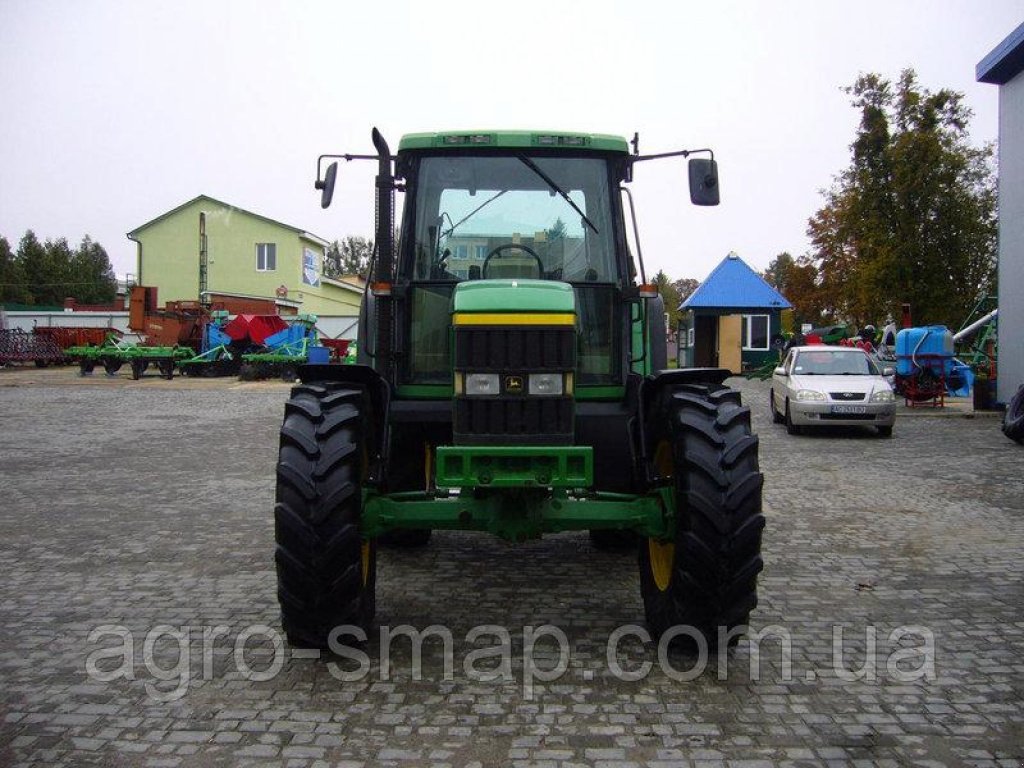 Oldtimer-Traktor des Typs John Deere 6610, Neumaschine in Горохів (Bild 10)