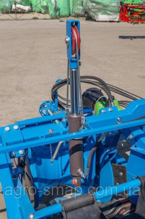 Kartoffelvollernter des Typs Krukowiak Pyrus II,  in Горохів (Bild 7)