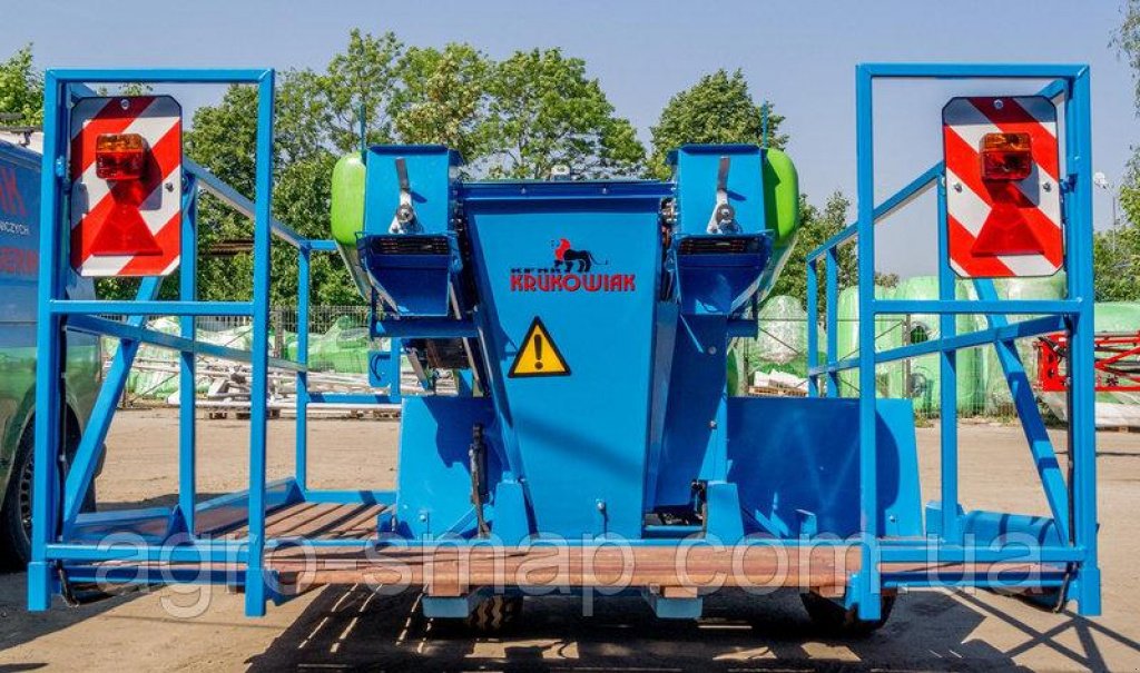 Kartoffelvollernter des Typs Krukowiak Pyrus II,  in Горохів (Bild 5)