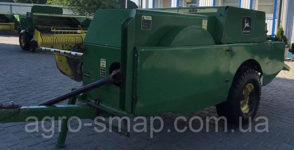 Hochdruckpresse des Typs John Deere 330,  in Горохів (Bild 10)