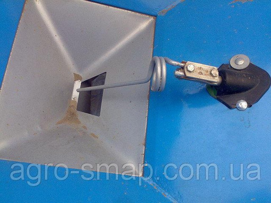 Sandstreuer & Salzstreuer des Typs Nordsten TF 1500,  in Горохів (Bild 2)