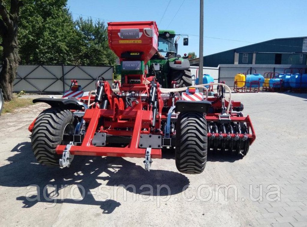 Wiesenegge des Typs Tolmet Astat 400,  in Горохів (Bild 1)