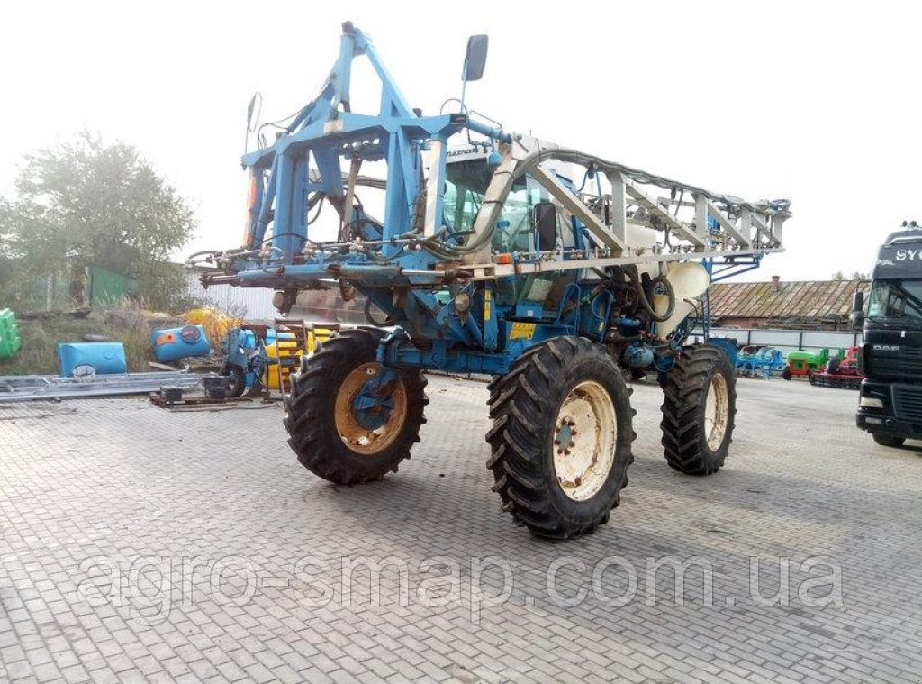 Selbstfahrspritze des Typs Matrot M44D 3750,  in Горохів (Bild 9)