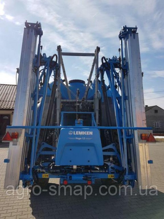 Weinbauspritze des Typs Lemken Vega 12/5000,  in Горохів (Bild 3)