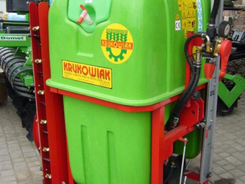 Anbauspritze des Typs Krukowiak Tajfun 600,  in Горохів (Bild 1)