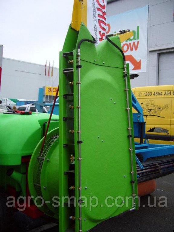 Weinbauspritze des Typs Krukowiak Tajfun 1000/SAD/OC,  in Горохів (Bild 3)