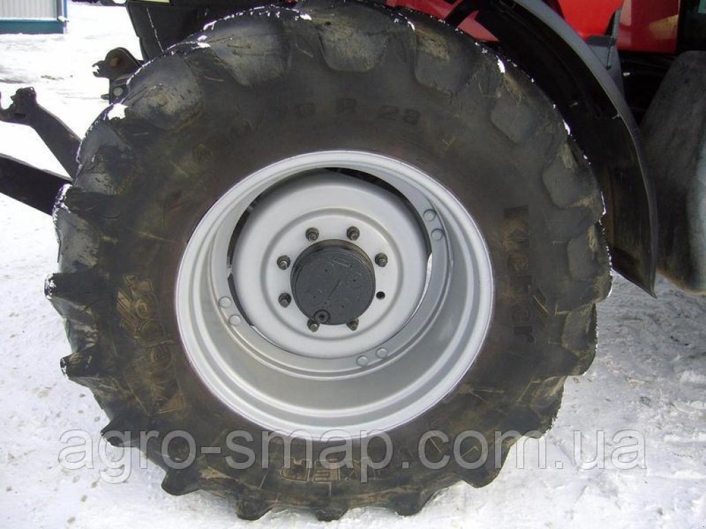 Oldtimer-Traktor des Typs Case IH 135 MX, Neumaschine in Горохів (Bild 8)