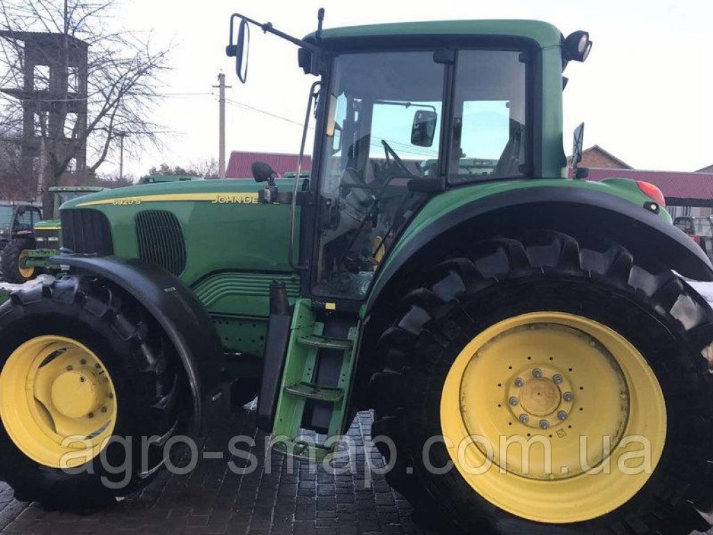 Oldtimer-Traktor des Typs John Deere 6920S, Neumaschine in Горохів (Bild 10)