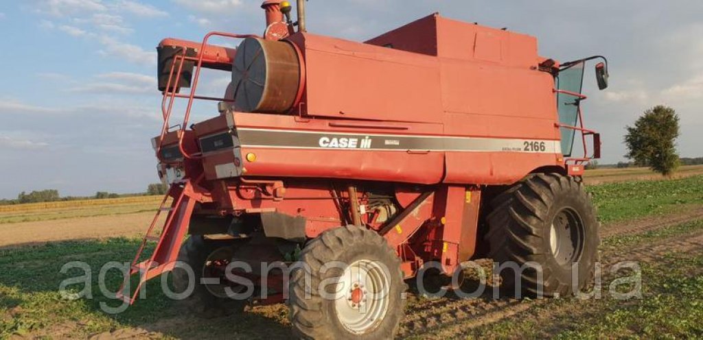 Oldtimer-Mähdrescher des Typs Case IH 2166, Neumaschine in Горохів (Bild 6)