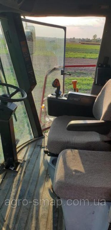 Oldtimer-Mähdrescher des Typs Case IH 2166, Neumaschine in Горохів (Bild 8)