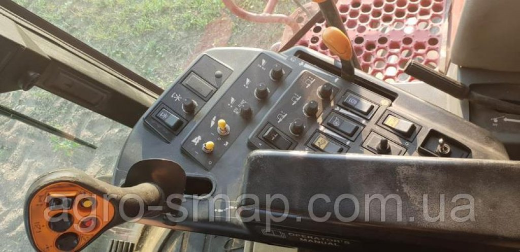 Oldtimer-Mähdrescher des Typs Case IH 2166, Neumaschine in Горохів (Bild 4)