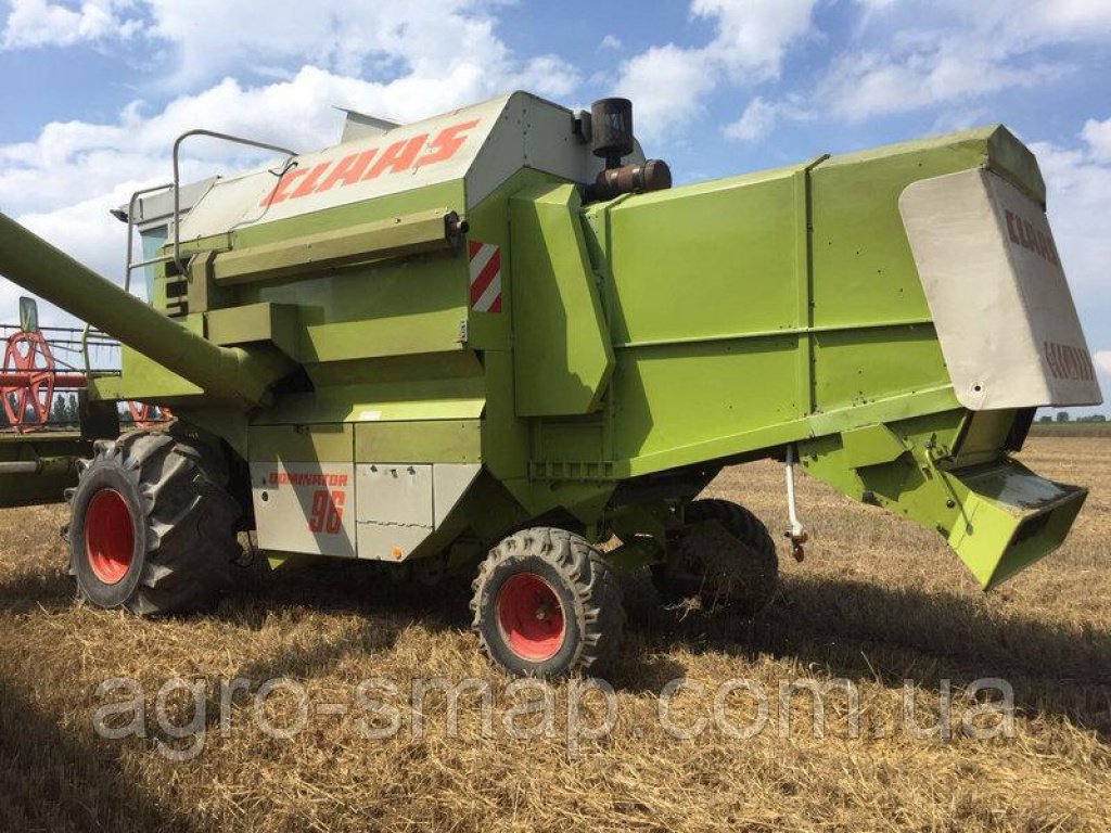Oldtimer-Mähdrescher des Typs CLAAS Dominator 98,  in Горохів (Bild 10)
