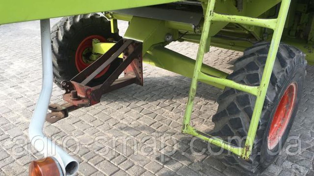 Oldtimer-Mähdrescher des Typs CLAAS Dominator 98,  in Горохів (Bild 8)