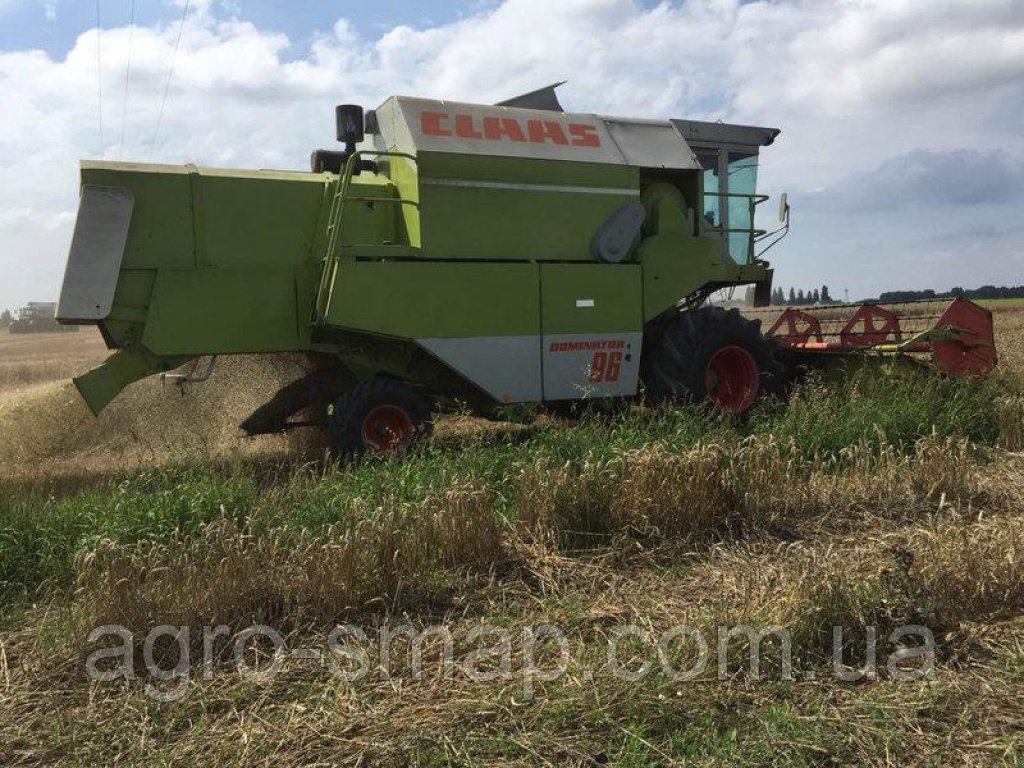 Oldtimer-Mähdrescher des Typs CLAAS Dominator 98,  in Горохів (Bild 5)