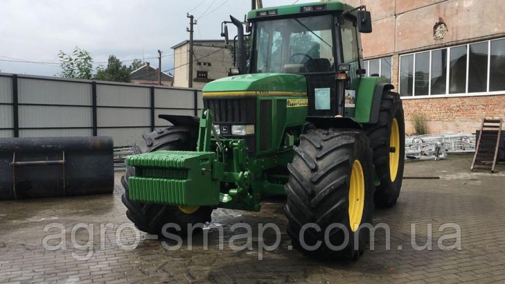 Oldtimer-Traktor des Typs John Deere 7700,  in Горохів (Bild 8)