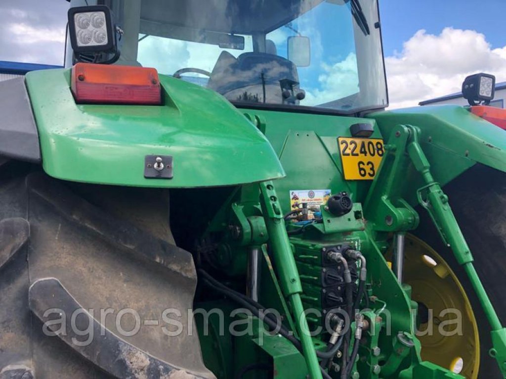 Oldtimer-Traktor des Typs John Deere 8400, Neumaschine in Горохів (Bild 2)