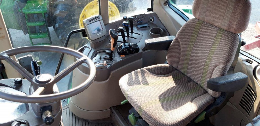 Oldtimer-Traktor des Typs John Deere 6930 Premium, Neumaschine in Рівне (Bild 10)