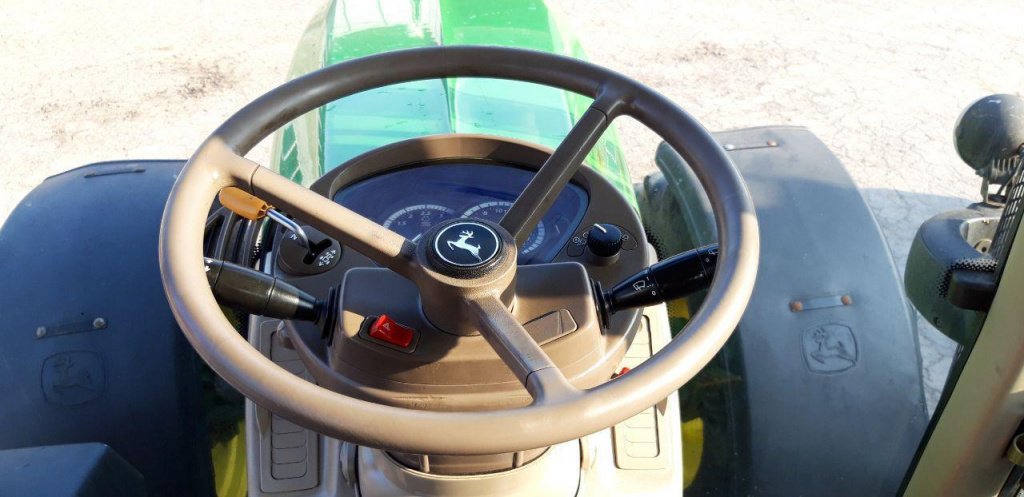 Oldtimer-Traktor des Typs John Deere 6930 Premium, Neumaschine in Рівне (Bild 9)