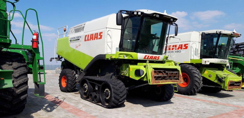 Oldtimer-Mähdrescher des Typs CLAAS Lexion 580 Terra Trac, Neumaschine in Рівне (Bild 3)