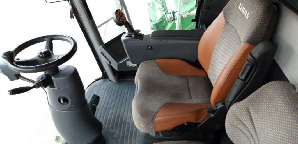 Oldtimer-Mähdrescher des Typs CLAAS Lexion 580, Neumaschine in Рівне (Bild 5)