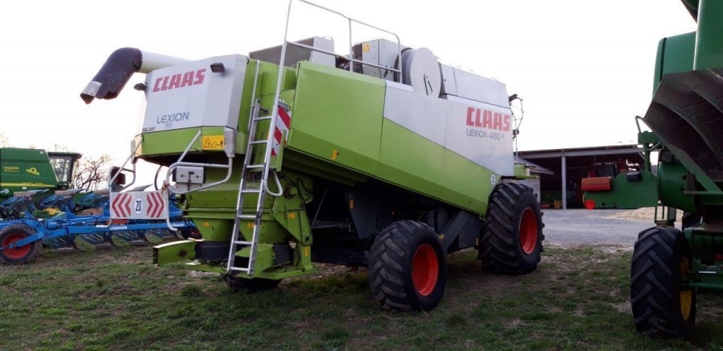Oldtimer-Mähdrescher des Typs CLAAS Lexion 480 Evolution, Neumaschine in Рівне (Bild 2)