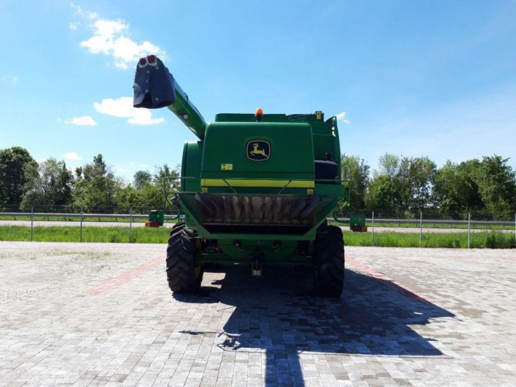 Oldtimer-Mähdrescher des Typs John Deere 9660i WTS, Neumaschine in Рівне (Bild 7)