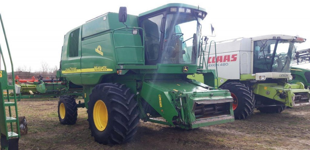 Oldtimer-Mähdrescher des Typs John Deere 9640i WTS, Neumaschine in Рівне (Bild 1)