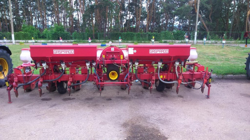 Gareeggenfelder des Typs Nordsten MTR 8, Gebrauchtmaschine in Подворки (Bild 1)