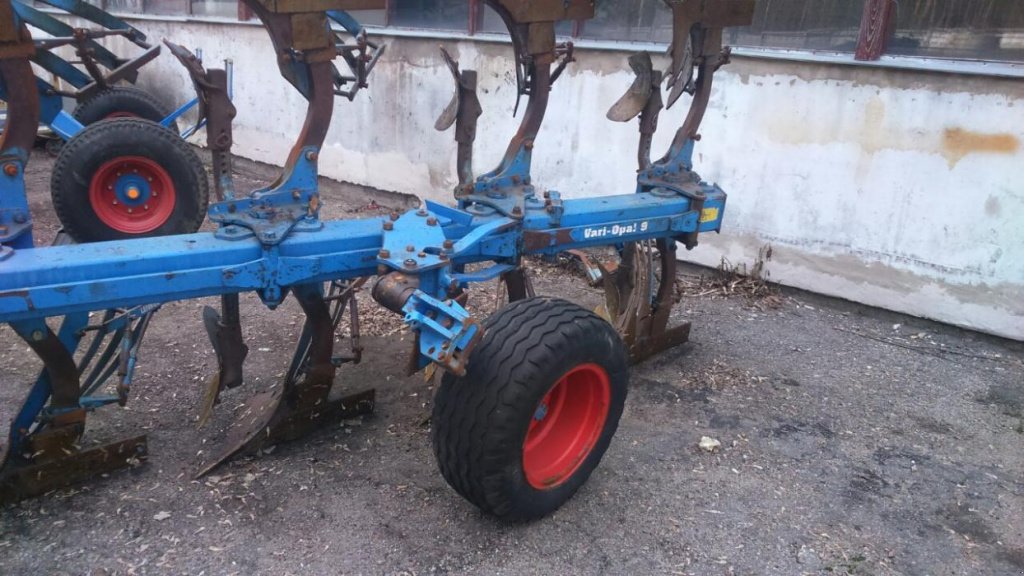 Scheibenpflug des Typs Lemken VariOpal 9, Gebrauchtmaschine in Подворки (Bild 3)