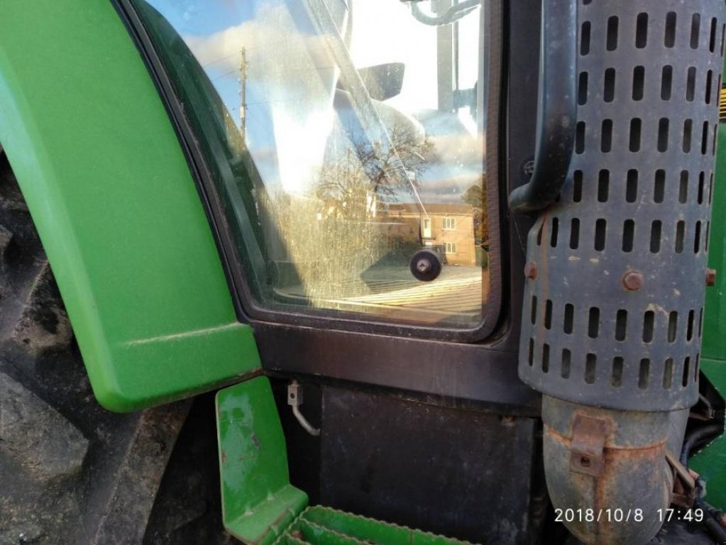 Oldtimer-Traktor des Typs John Deere 7800, Neumaschine in Локачі (Bild 4)