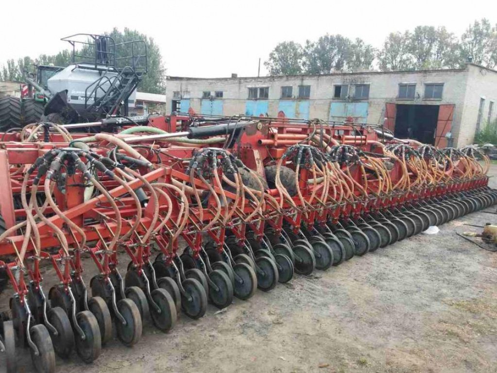 Oldtimer-Traktor des Typs John Deere 9530, Neumaschine in Запоріжжя (Bild 4)