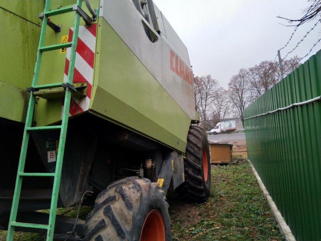 Oldtimer-Mähdrescher des Typs CLAAS Lexion 450, Neumaschine in Не обрано (Bild 9)