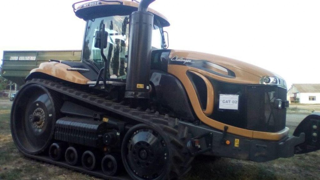 Raupentraktor des Typs CHALLENGER MT865E, Neumaschine in Одеса (Bild 1)