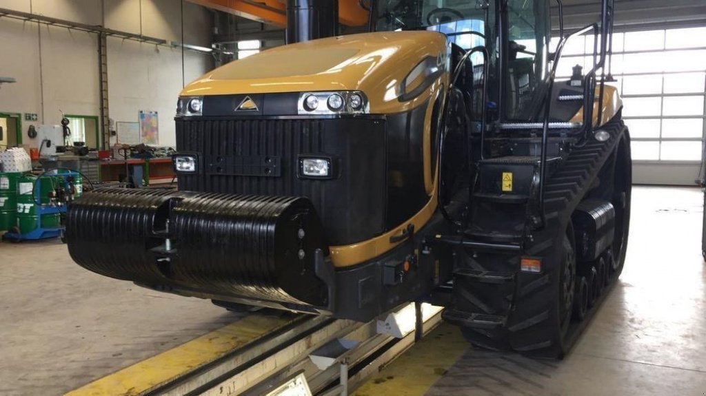 Raupentraktor des Typs CHALLENGER MT875E, Neumaschine in Одеса (Bild 5)