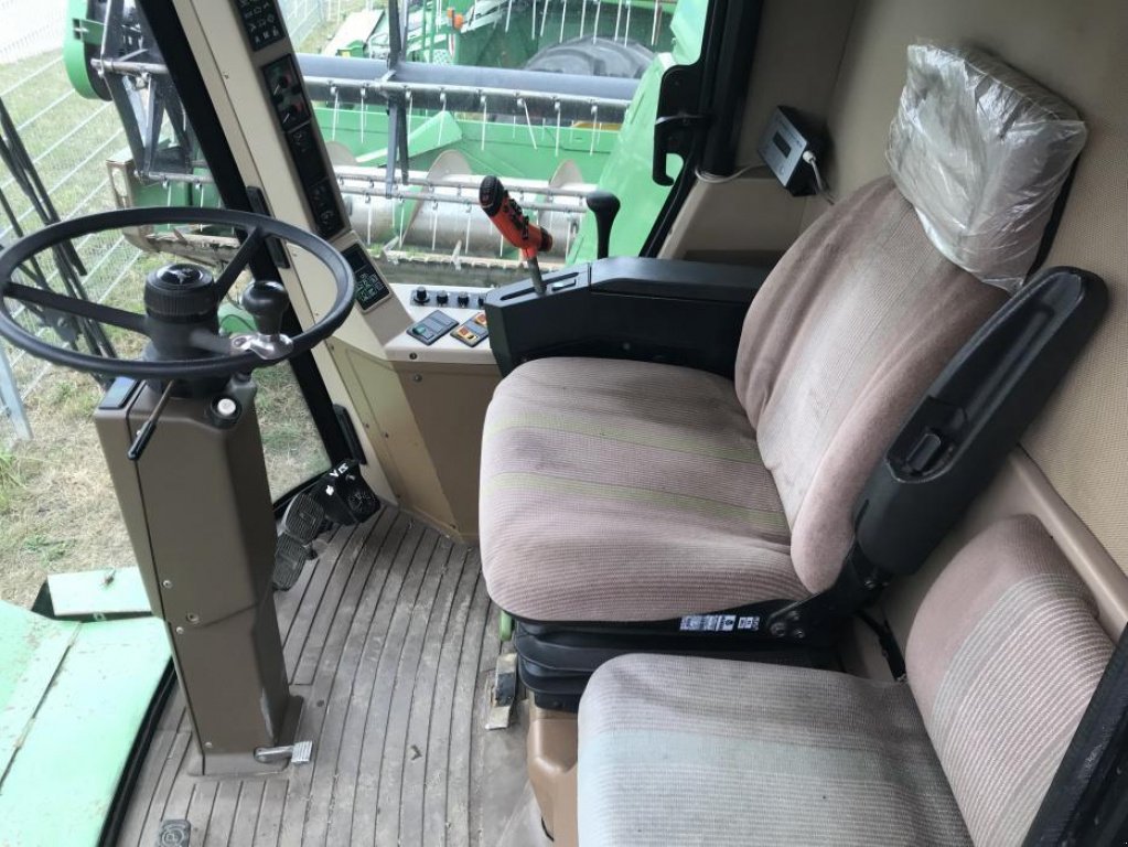 Oldtimer-Mähdrescher des Typs John Deere 2264, Gebrauchtmaschine in Ковель (Bild 4)