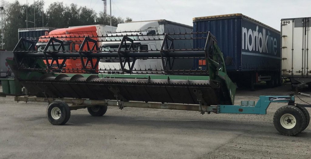 Oldtimer-Mähdrescher des Typs John Deere 2264, Gebrauchtmaschine in Ковель (Bild 7)