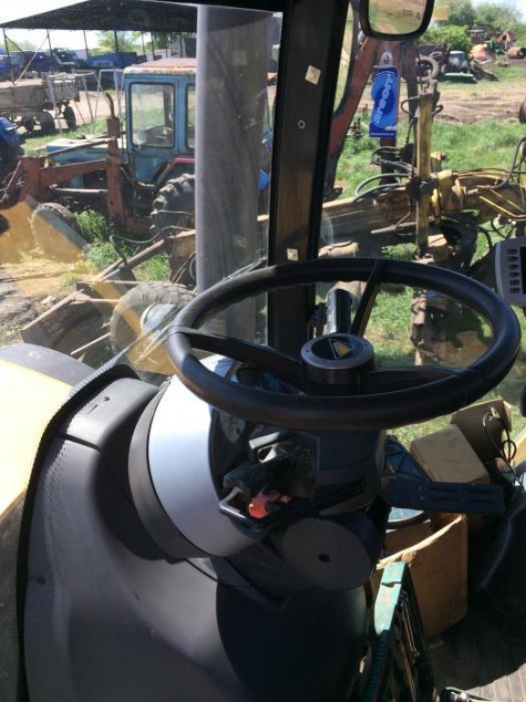 Oldtimer-Traktor des Typs CHALLENGER MT685C, Neumaschine in Кіровоград (Bild 7)