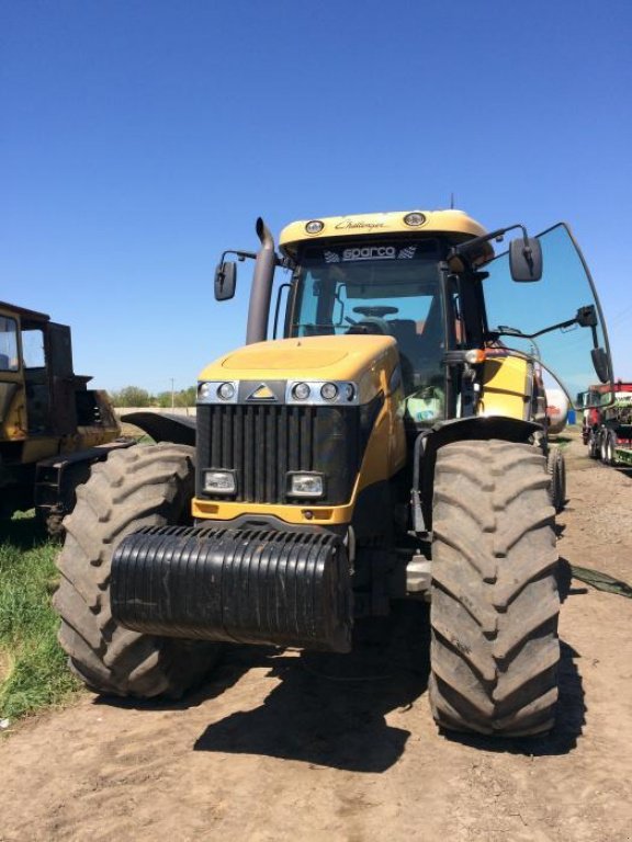 Oldtimer-Traktor des Typs CHALLENGER MT685C, Neumaschine in Кіровоград (Bild 1)