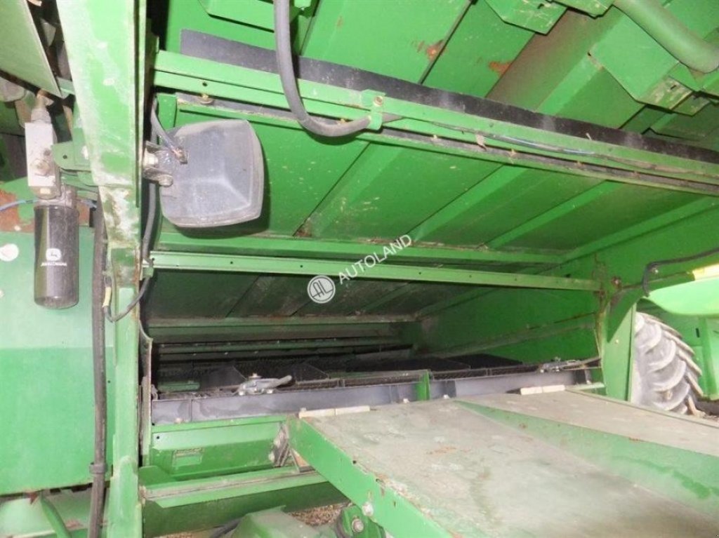 Oldtimer-Mähdrescher des Typs John Deere 9660i WTS, Neumaschine in Здолбунів (Bild 2)